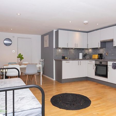 Cosy Ground Floor Apartment 伦敦 外观 照片